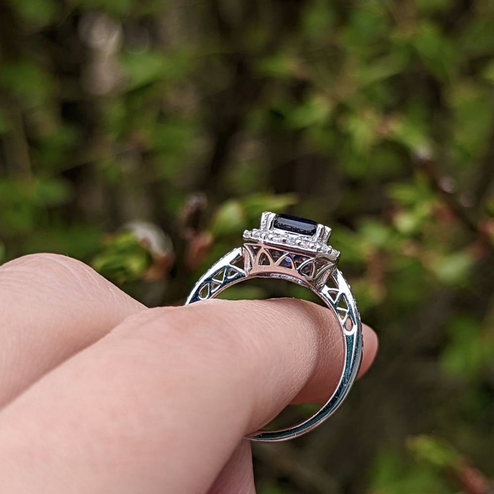 Sold - Picture 8 of 9